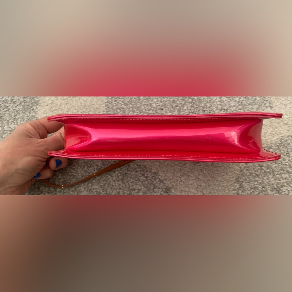 Louis Vuitton Pink Shoulder Bag - Picture 10 of 12